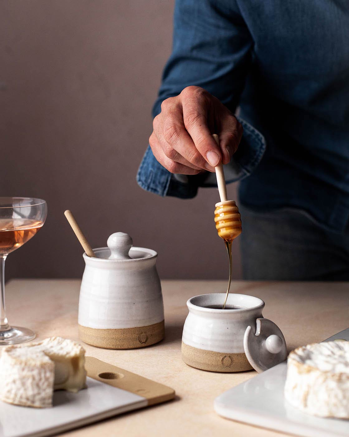 Beehive Honey Pot with Wooden Dipper